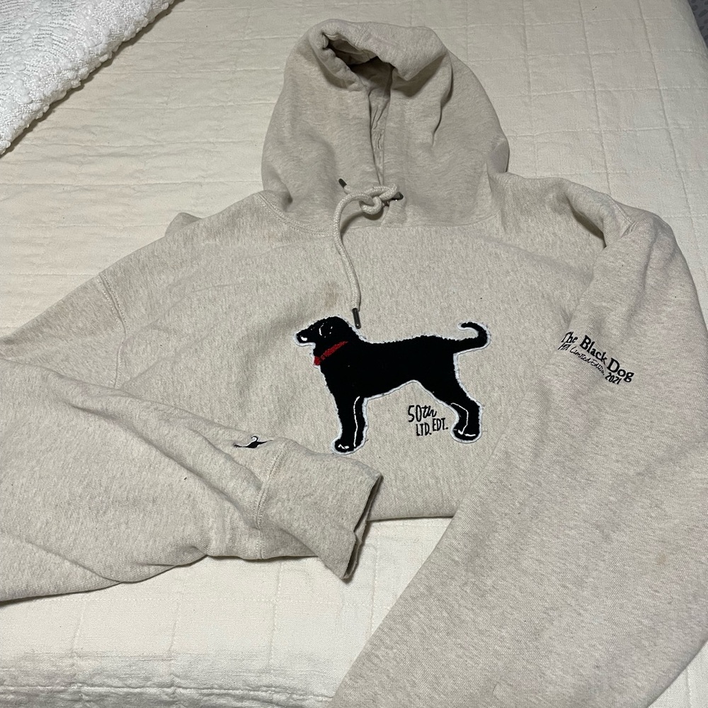 Black Dog Hoodie Medium